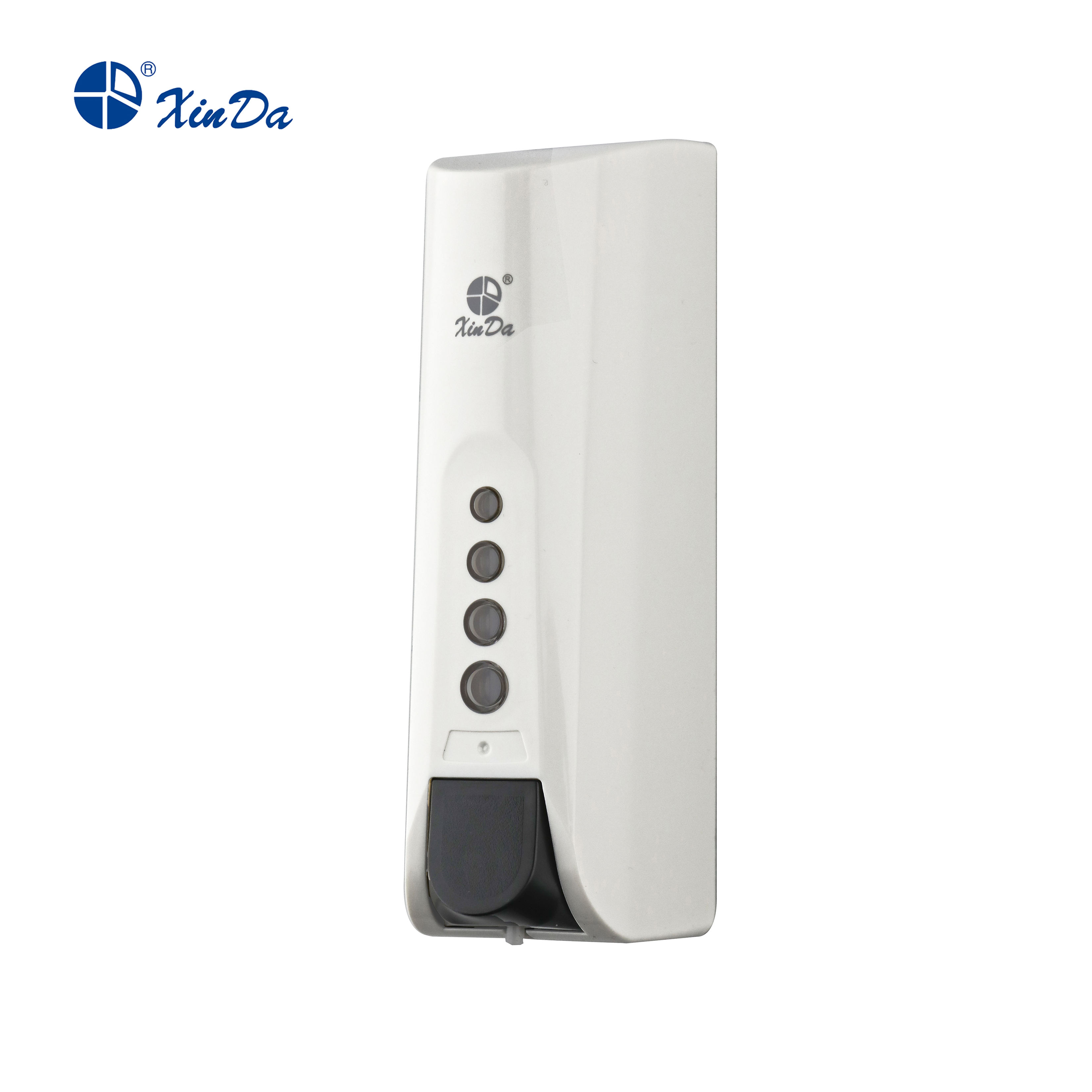 اضغط على موزع صابون المضخة 